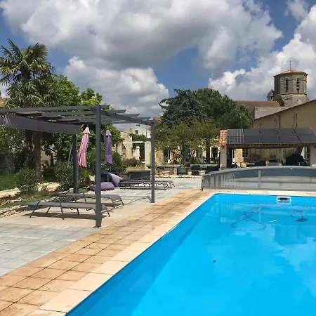 Apartment Jardin-darcy - Piscine Au Sel Bois