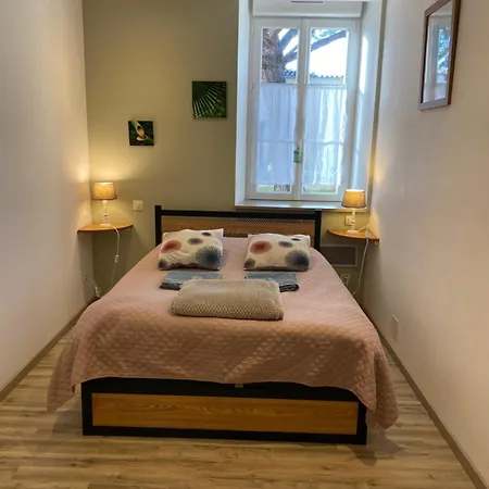 Apartament Jardin-darcy - Piscine Au Sel